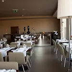 מלון Golden Tulip São João da Madeira