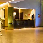 Golden Tulip São João da Madeira