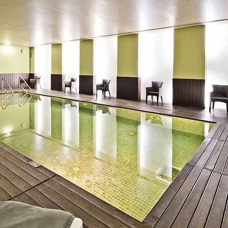 Hotel Golden Tulip 4*