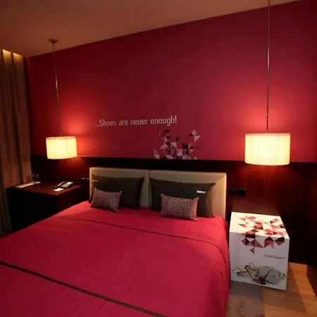 Golden Tulip