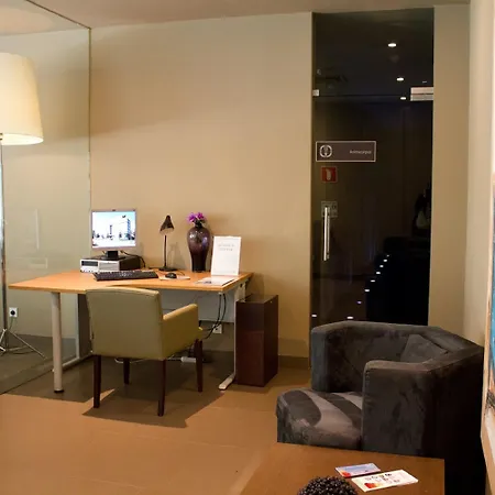 Golden Tulip Otel São João da Madeira