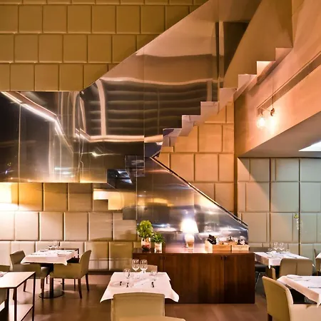 Hotell Golden Tulip