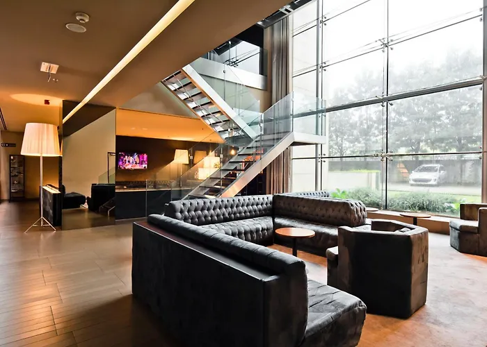 Golden Tulip Otel São João da Madeira