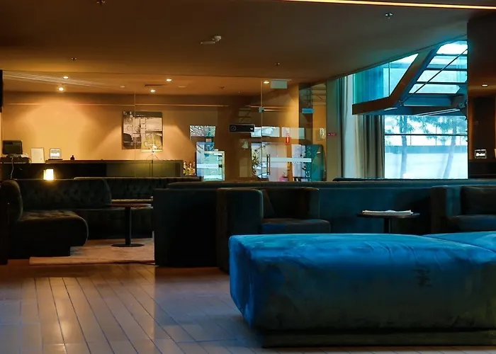 Golden Tulip São João da Madeira