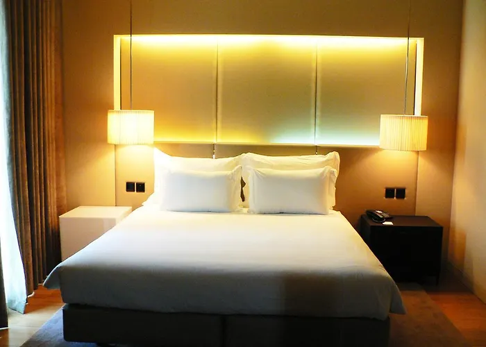 Golden Tulip 4* São João da Madeira